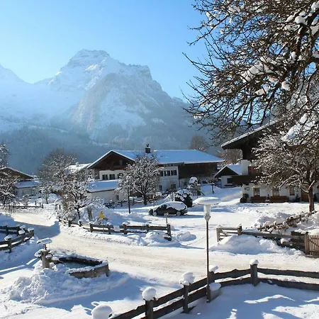 Flatscherbauer Çiftlik konaklama Lofer